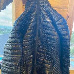 Patagonia ultralight down jacket